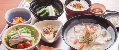 具だくさん 豚汁うどん御膳